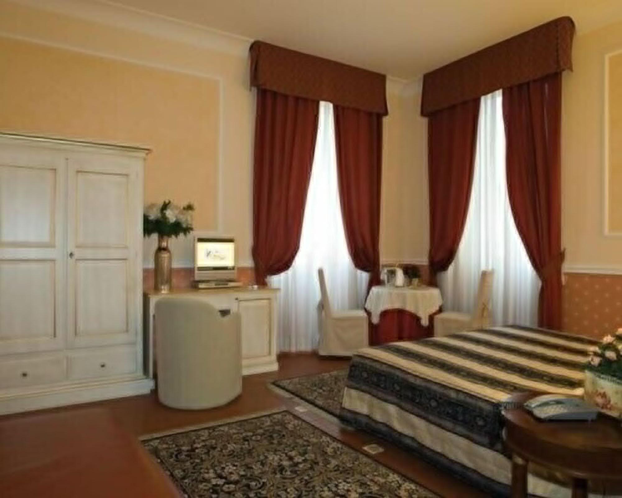Relais Hotel Antico Palazzo Rospigliosi Rome Exterior photo